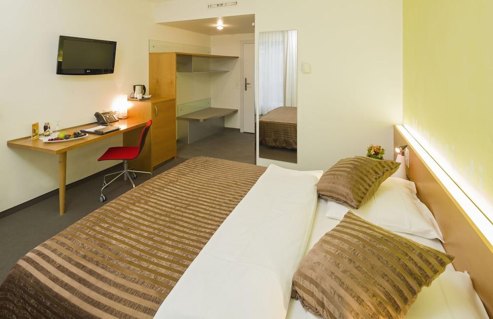 Sommerau-Ticino Swiss Quality Hotel Дитикон Экстерьер фото