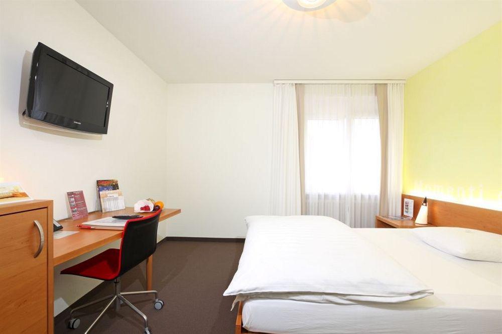 Sommerau-Ticino Swiss Quality Hotel Дитикон Номер фото
